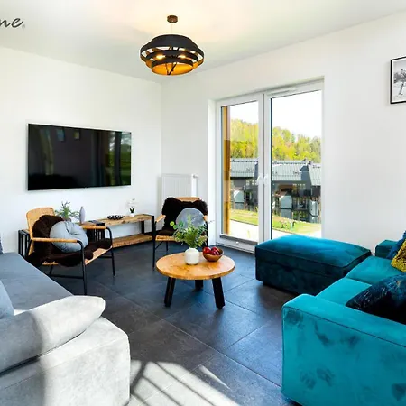 Wonder Mysliwska - Przy Stoku Karpatka - Na Terenie Kompleksu Plac Zabaw, Zewnetrzna Silownia I Sklep