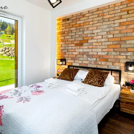 Wonder Mysliwska - Przy Stoku Karpatka - Na Terenie Kompleksu Plac Zabaw, Zewnetrzna Silownia I Sklep