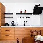 Wonder Home: Cozy With Private Terrace Near Trails And Slopes Apartment
