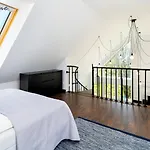 Apartment Wonder Home: Cozy With Private Terrace Near Trails And Slopes Karpacz