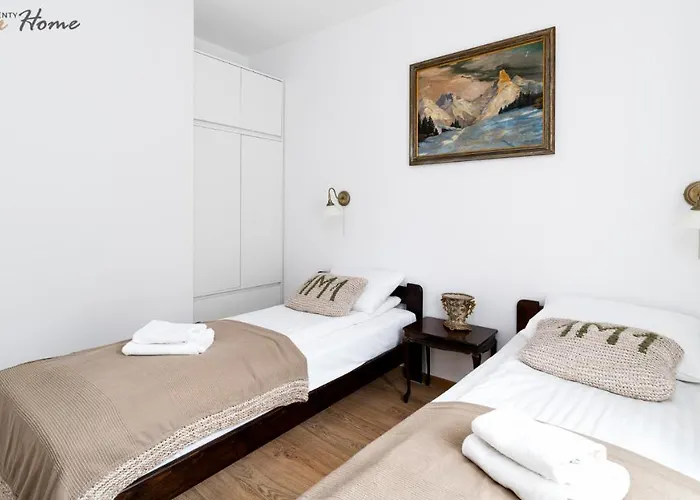 Wonder Mysliwska - Przy Stoku Karpatka - Na Terenie Kompleksu Plac Zabaw, Zewnetrzna Silownia I Sklep Lejlighed